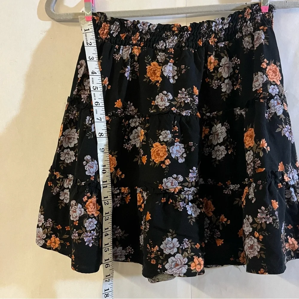 Live to be Spoiled Floral Mini Skirt Small
